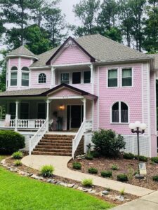Dixie Paint, Inc. - Touch-Up vs. Full Exterior Repaint: How Do You Know Which You Need? -